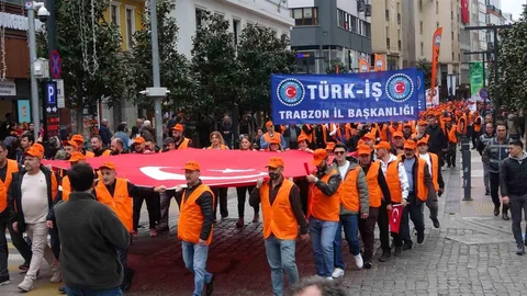 Trabzon'da 1 Mayıs İşçi Bayramı Kutlamaları