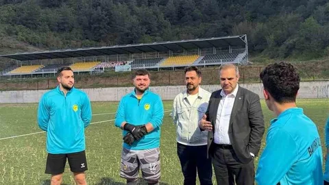 Bilecik'te Başkan Dilsiz Tepki Topladı
