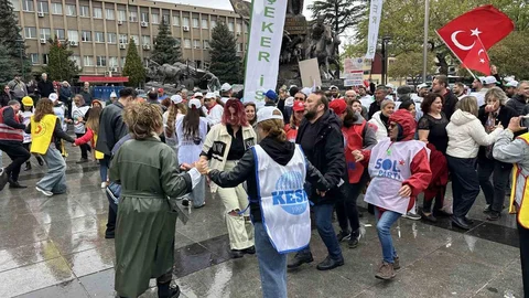 Uşak'ta 1 Mayıs Kutlamaları Gerçekleşti