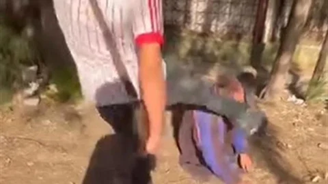 Yaşlı Adamın Yüzüne Tekme Atıldı