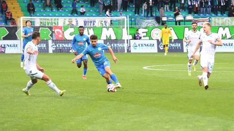 Çaykur Rizespor Konyaspor Maçında Beraberlik