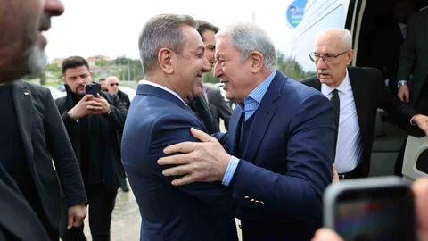 Akar'dan Başkan Dere'ye Destek Mesajı