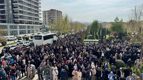 Çorum'da Hacı Adayları Uğurlandı