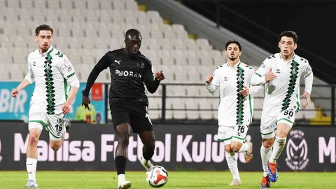 Manisa FK, Sakaryaspor'u 5-0 Yendi