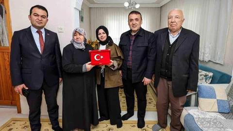 Bilecik Valisi'nden Şehit Ailesine Ziyaret