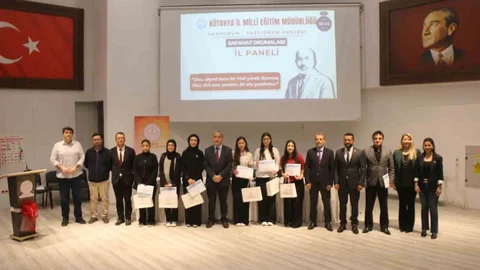 Kütahya'da Safahat Okumaları Finali Yapıldı