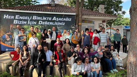 Engelsiz Kafe 11. Yılını Kutladı