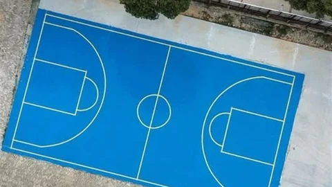 İzmir'de İlk Profesyonel Basketbol Sahası
