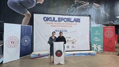 GKV'li Kardeşlerden Yüzme Başarısı