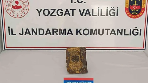 Yozgat'ta Tarihi Kitap Ele Geçirildi