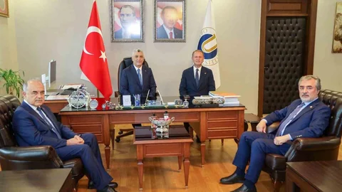 Bakan Bolat Ordu Üniversitesi'nde Ziyaret Gerçekleştirdi