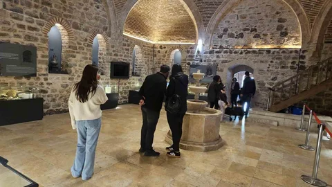 Hoca Hasan Hamamı Ziyaretçilerin İlgi Odağı Oldu