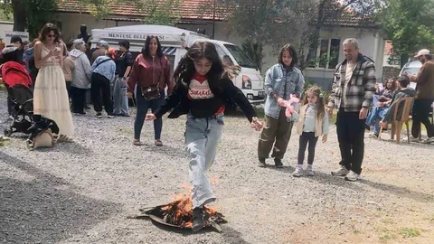 Gülağzı'nda 5. Hıdırellez Şenliği Yapıldı