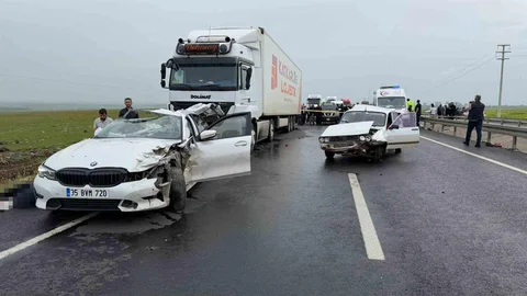 Siverek'te Zincirleme Trafik Kazası