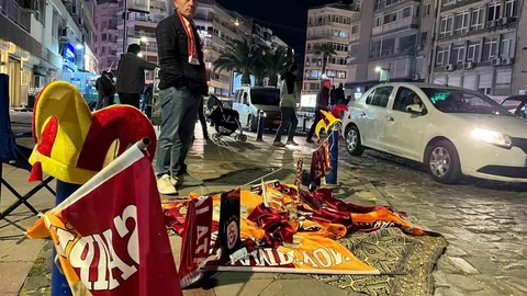 Galatasaray Mağlubiyeti İzmir'deki Seyyar Satıcıları Etkiledi