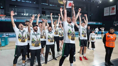 Sakarya Büyükşehir Basketbol Şampiyon Oldu