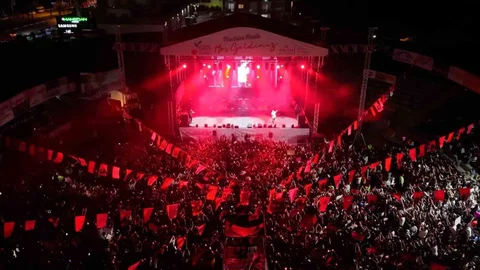 Kumluca'da Festival Coşkusu Devam Ediyor