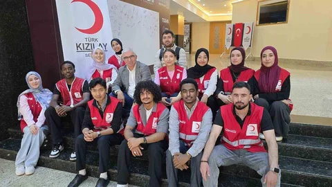 Kızılay Her Zaman Milletin Yanında Yer Aldı