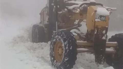 Kartepe'de Bahar Ayında Kar Yağışı