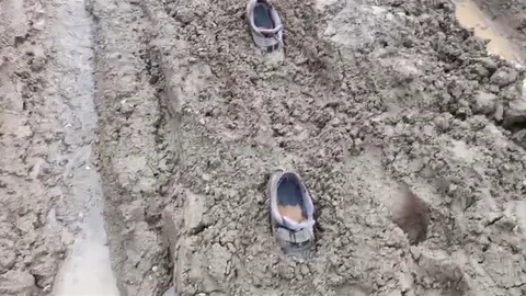 Sivas'ta Çamurda Kalan Araç
