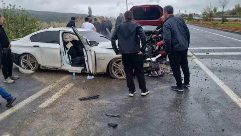 Akşehir'de Trafik Kazası: 4 Yaralı