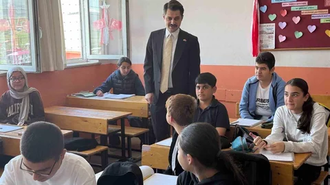 Tuzluca Kaymakamı Okul Ziyaretinde Bulundu