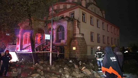 Elazığ'da Yıldırım Düşmesi Olayı