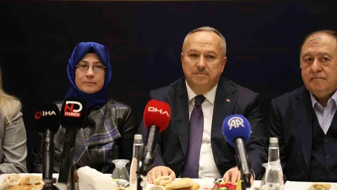 Ali Fidan'a Veda Yemeği Düzenlendi