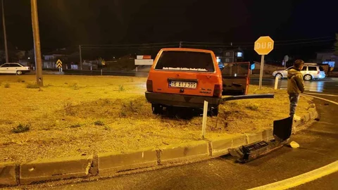 Isparta'da Otomobil Çarpışması