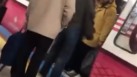 Pendik Metro Hattı'nda Aksamalar Yaşandı