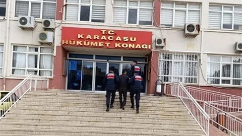 Karacasu'da Ruhsatsız Silah ve Tarihi Eserler Ele Geçirildi