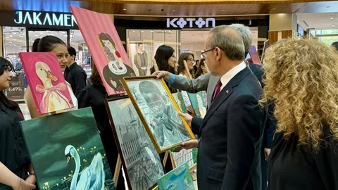 Malatya'da Yılsonu Karma Sergisi Açıldı