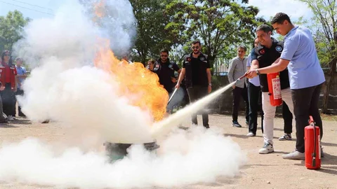 Diyarbakır'da Öğrencilere Afet Eğitimi Verildi