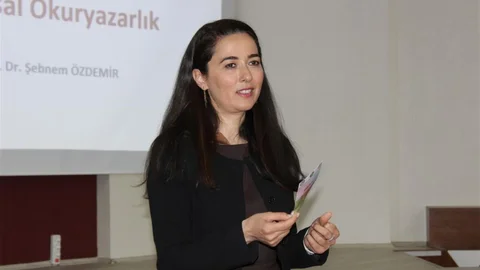 Üniversite Öğrencilerine Finansal Okur Yazarlık Eğitimi Verildi