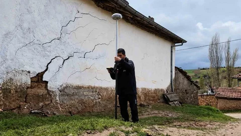 Kırıkkale'de Heyelan Tehdidi