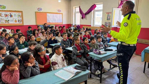 Muradiye'de Trafik Haftası Etkinliği