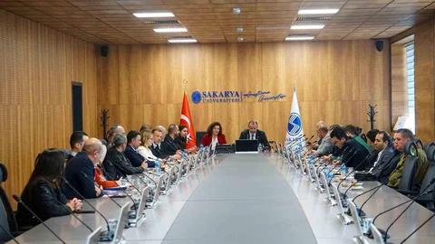 Akademi ve İş Dünyası Eğitim İçin Bir Araya Geldi