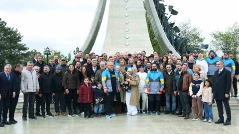 Cumhurbaşkanı Erdoğan İpek Yolu Rallisi'ni Uğurladı