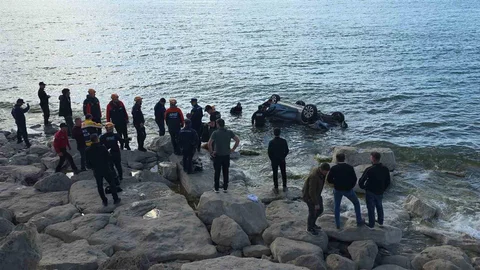 Van Gölü'nde Trafik Kazası
