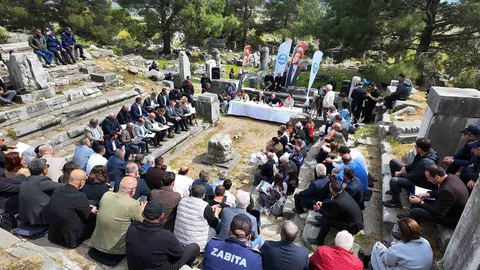 Söke'de Tarihi Meclis Toplantısı Yapıldı