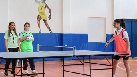 Marmaris'te Masa Tenisi Turnuvası Başladı
