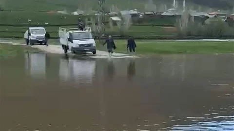 Muş’ta Sağanak Yağış Sonrası Taşkın