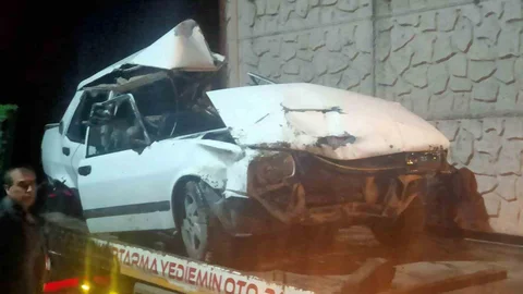 Karabük'te Otomobil Şarampole Uçtu