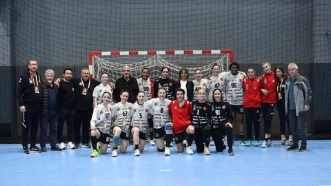 Bursa Büyükşehir Belediyespor Şampiyonluk İçin İlerliyor