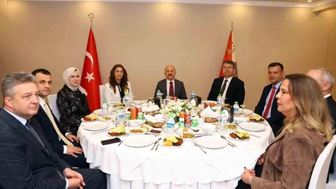 Vali Varol'a Veda Yemeği Düzenlendi