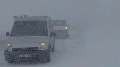 Palandöken Geçidi'nde Mahsur Kalanlar