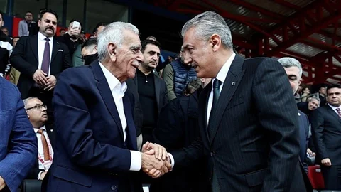 Mardin'de Vali ve Ahmet Türk Buluştu