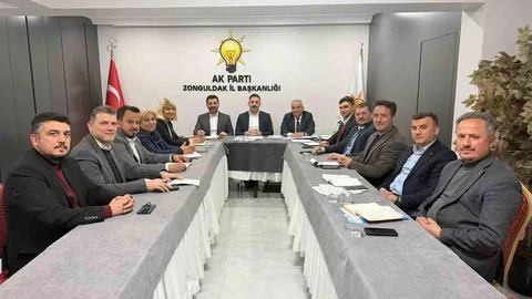 Zonguldak'ta AK Parti Toplantısı Yapıldı
