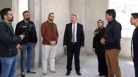 Selçuklu Mahallesi’nde Sosyal Tesis İnşaatı Devam Ediyor