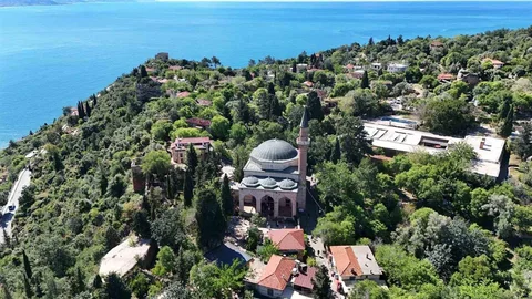 Alanya Kalesi'nde Turist Yoğunluğu